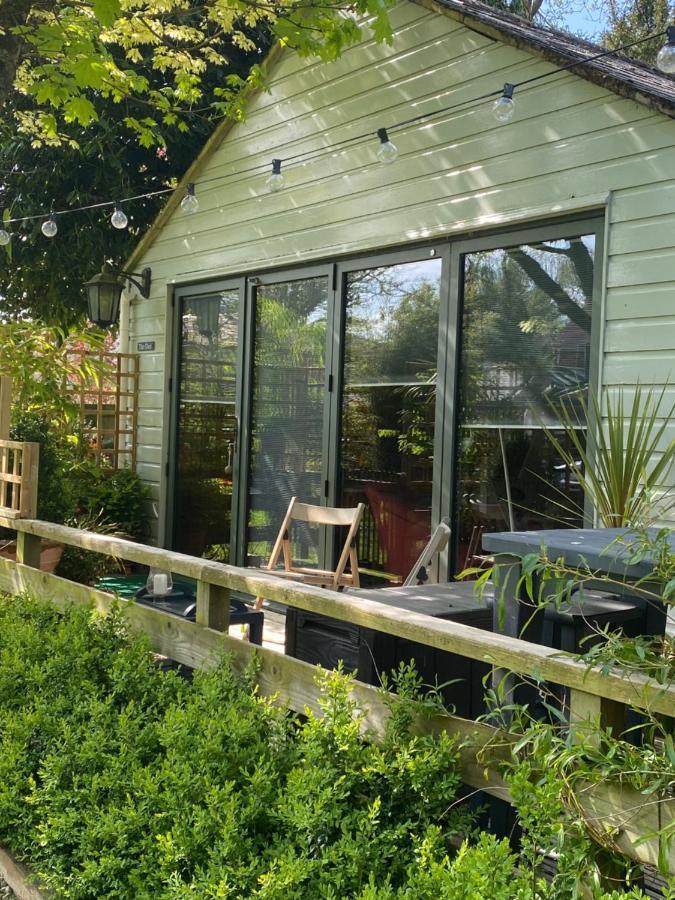 'The Den' Self Contained One Bedroom Annexe. Stockbridge  Exterior photo